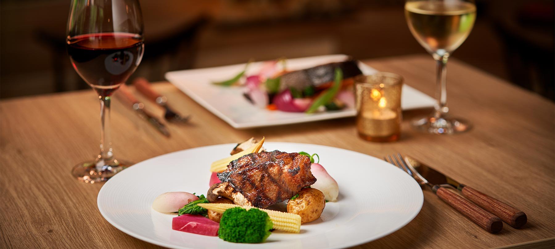 Dining & Bar LAVAROCK